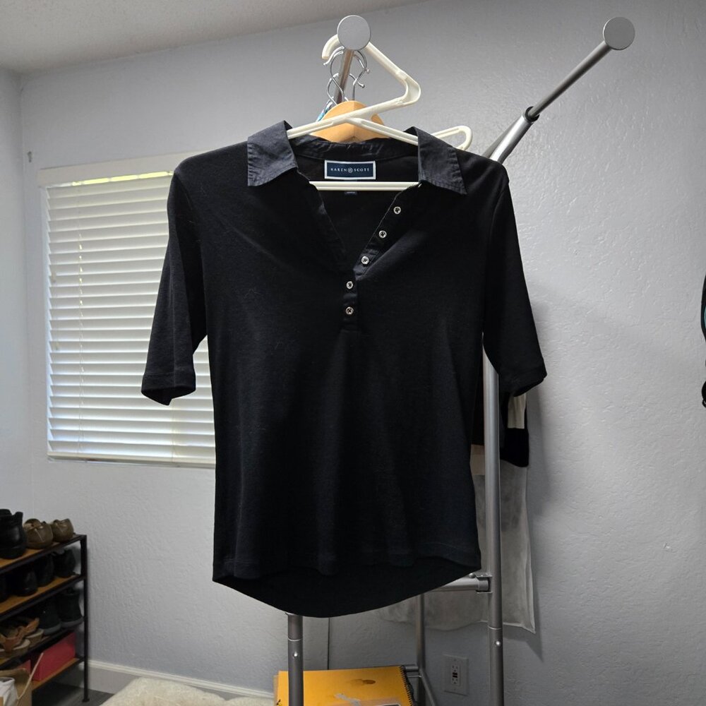 ✨ Karen Scott Cotton Polo-Collar Short-Sleeve Top PS – Cool & Comfy ✨